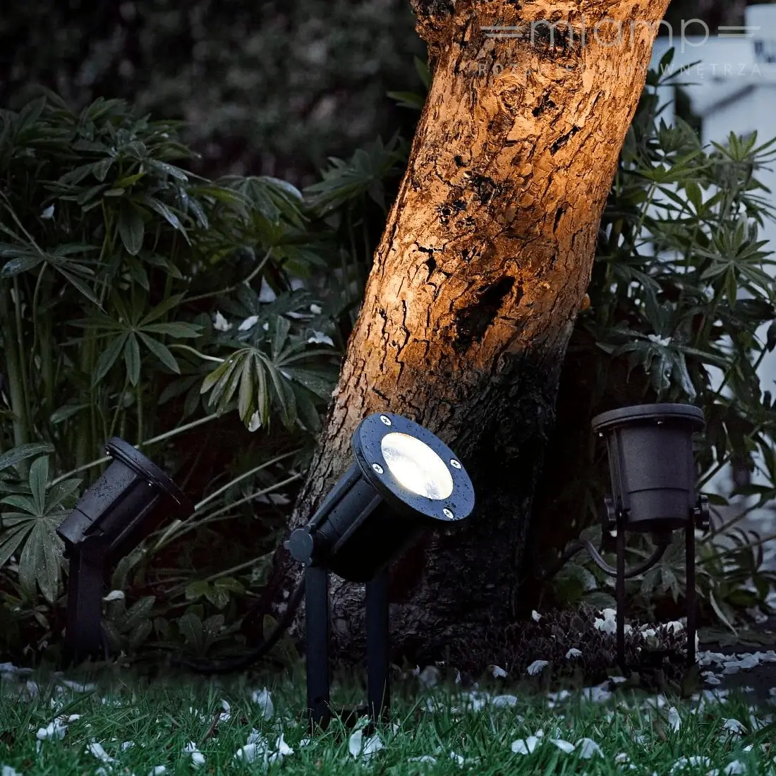 mlamp.pl-lampa-zewnętrzna-czarna-kierunkowy-reflektor-do-ogrodu-naświetlacz