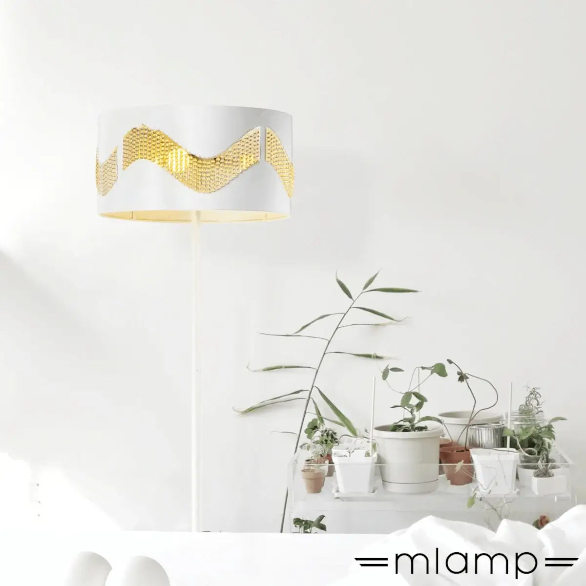 mlamp.pl-stojąca-lampa-podłogowa-biały-abażur-z-koralikami