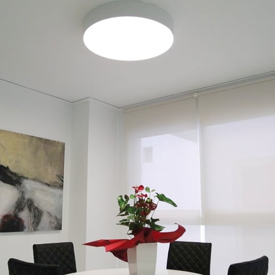 mlamp.pl-natynkowa-lampa-sufitowa-biała-okrągła-oprawa-led-w-stylu-minimalistycznym