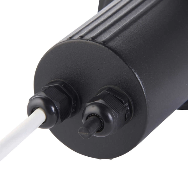 Podtynkowa oprawa Pillar 103851 Saxby IP65 okrągła czarna