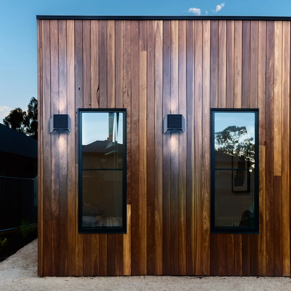 Elewacyjny kinkiet Wings EKO9098 Ekolight LED 2W 6000K solarny IP54 czarny