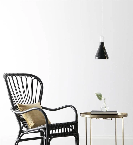 Szklana lampa wisząca Zip 106805 Markslojd z zasuwakiem do sypialni czarna