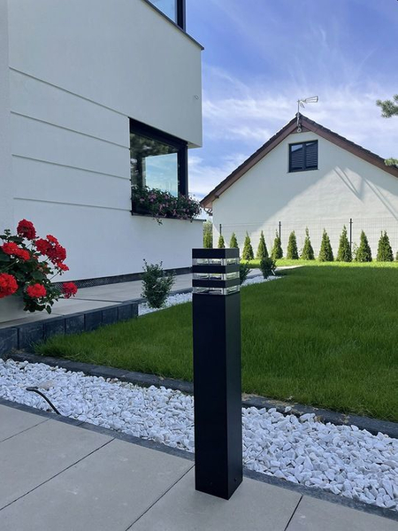 Zewnętrzna lampka ogrodowa Toro 6744 SuperLED kwadratowa IP44 czarna