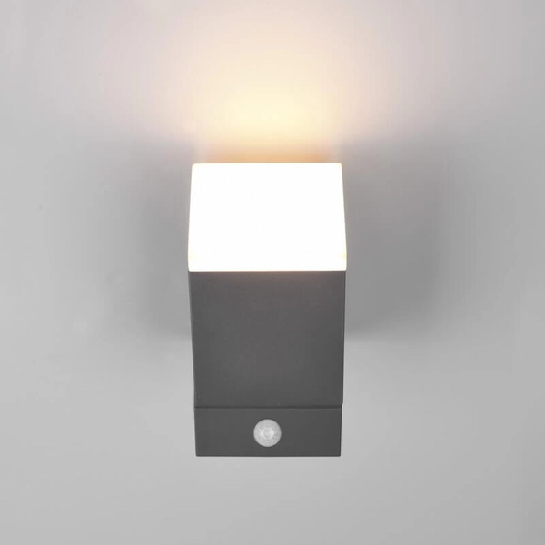 Zewnętrzny kinkiet ścienny HADOR DL142270669 LED 7W 3000K IP54 antracyt