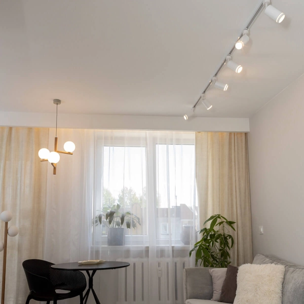 Jednofazowa lampa szynowa Tracer 6898 regulowana tuba biała