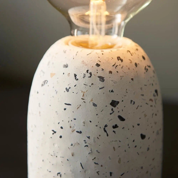 Skandynawska lampa stołowa Terrazzo 78181 lastrykowa biała
