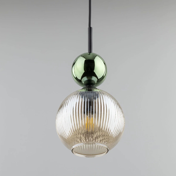 Szklana zwisająca lampa Sophia Green 11145 żebrowana kula zielony