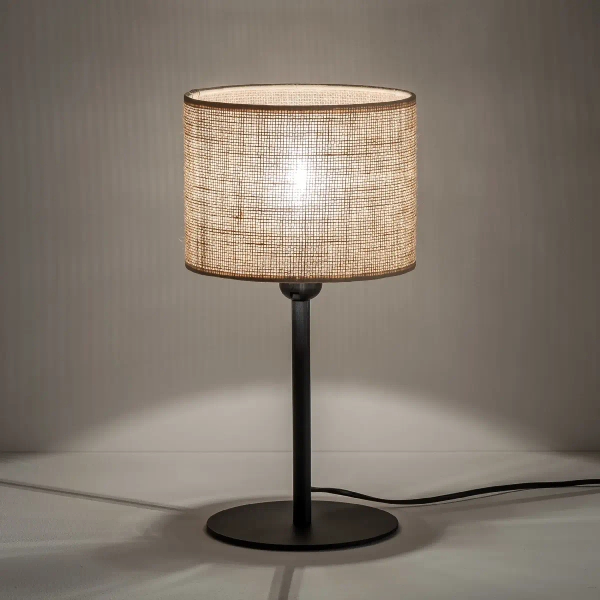 Stołowa lampa do salonu Juta 5552 tuba naturalna juta czarny