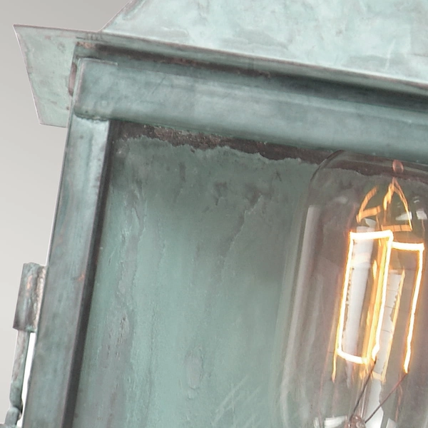 Latarnia elewacyjna LAMBETH-PALACE-V Elstead na taras zielona