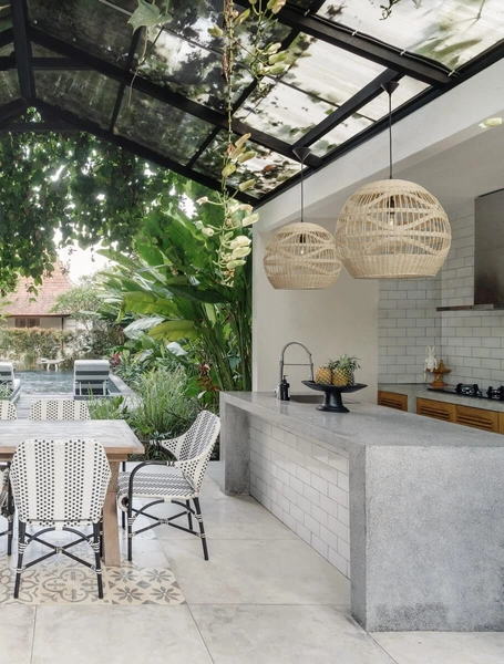 Kulista lampa wisząca REYNOSA LE42946 z rattanu beżowa czarna