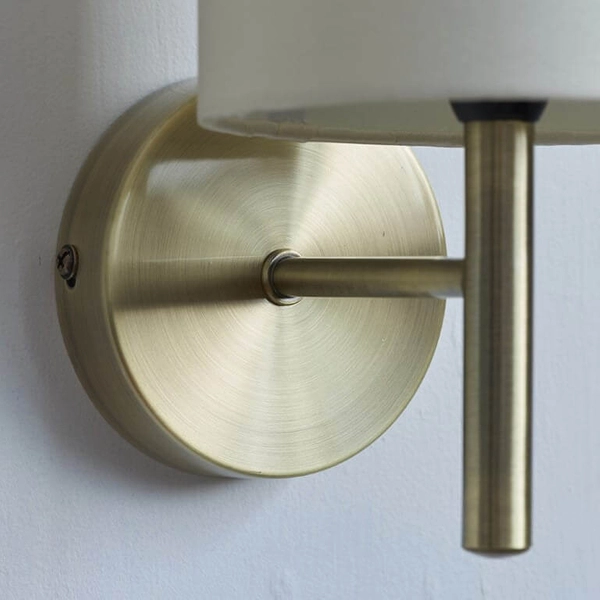 Klasyczny kinkiet BRIO-1WBAB Endon klosz antyczny mosiądz