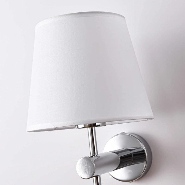 Abażurowa lampa ścienna TIVOLI LP-1133/1W CH Light Prestige metalowa oprawa kinkiet chrom biały