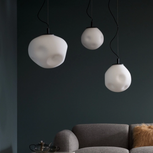 Szklany zwis kuchenny CLOE M 11070102 kulista lampa wisząca biała