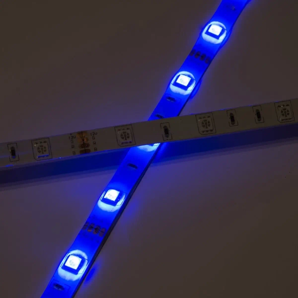 Ledowa taśma z pilotem TL507RGB-IC Greenie 36W IP65 RGB biały