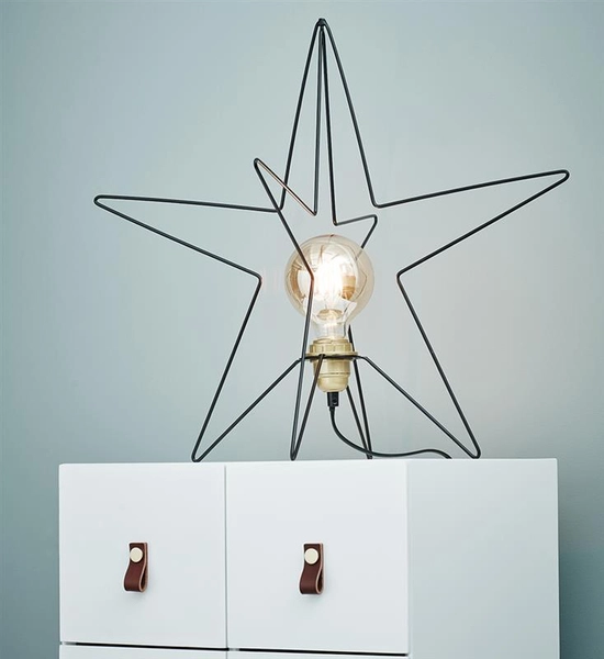 Metalowa gwiazda stojąca 3D Asterix dekoracja na komodę czarna