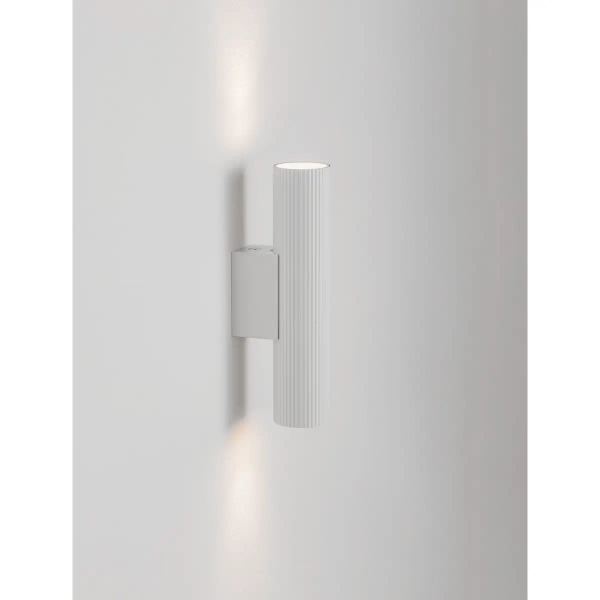 Podłużny kinkiet ścienny SELMORA LE45645 do salonu biały