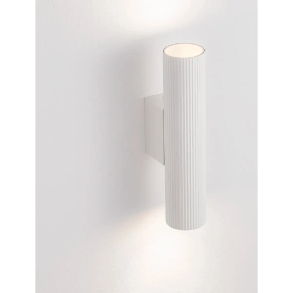 Podłużny kinkiet ścienny SELMORA LE45645 do salonu biały