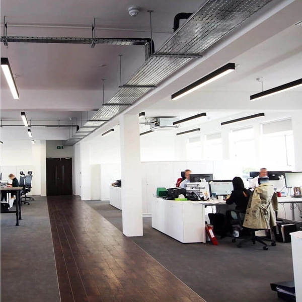 Wisząca lampa biurowa Office CGLAMPLIN40W listwa LED 40W czarna