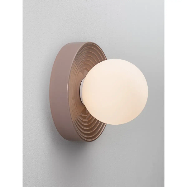 Okrągła lampa ścienna MALVANO LE45266 szklana do sypialni mokka