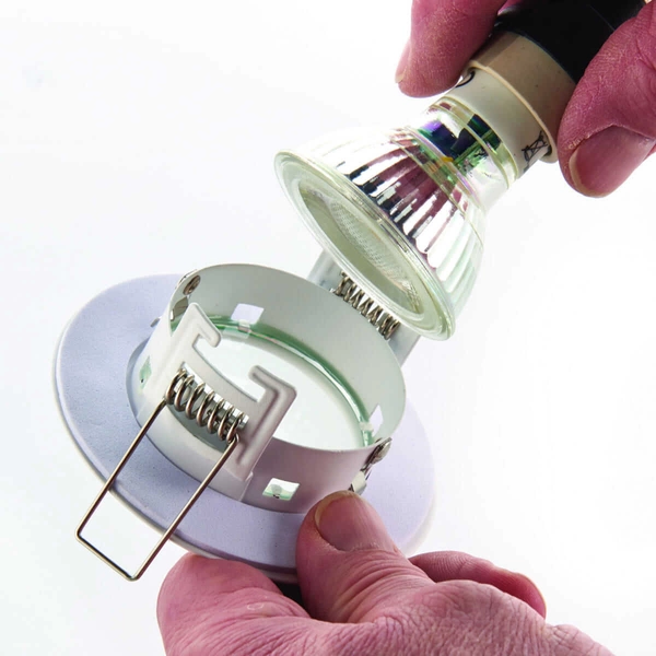 Okrągła lampa sufitowa Speculo 79978 Saxby IP65 downlight metalowa biała