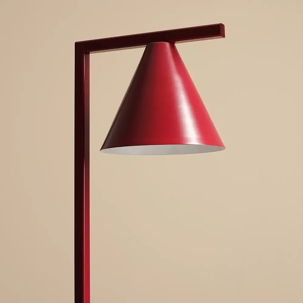 Nocna lampa stojąca Form Table 1108B15 Aldex czerwona do sypialni