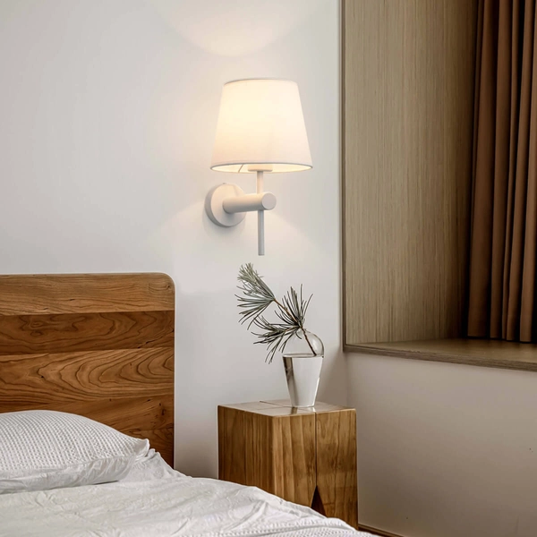 Ścienna LAMPA klasyczna TIVOLI LP-1133/1W WH Light Prestige abażurowa OPRAWA kinkiet okrągły na wysięgniku biały