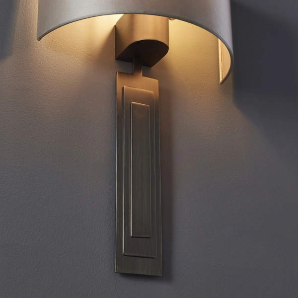 Salonowa lampa ścienna L&-195271 Light& z abażurem brązowa ecru