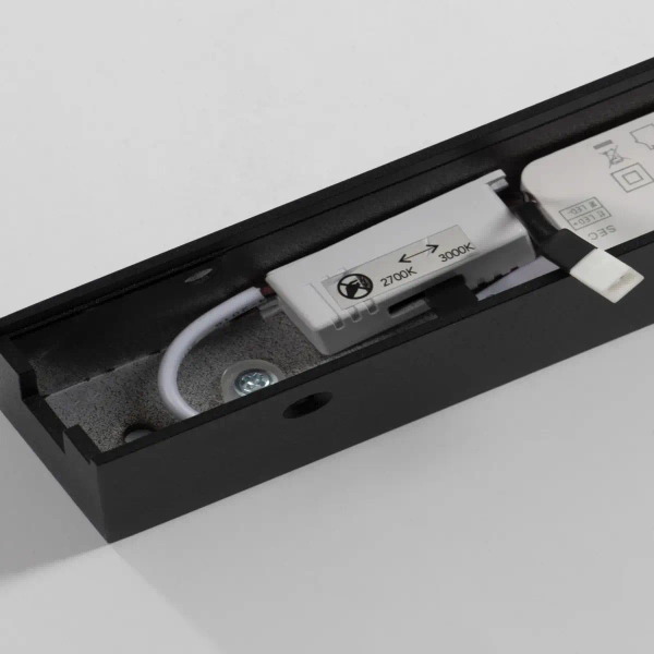 Ścienna lampa ARUCAS czarna LE45882 1xLED 17W 2700-3000K ściemnialna
