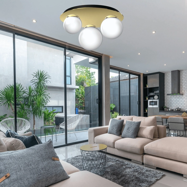 Sufitowa lampa sypialniana Plato biała złota szklane kule