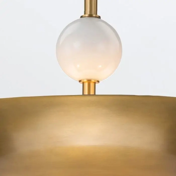 Wisząca lampa do salonu Saucer QN-SAUCER-4P-L-AB-OPAL kula mosiądz