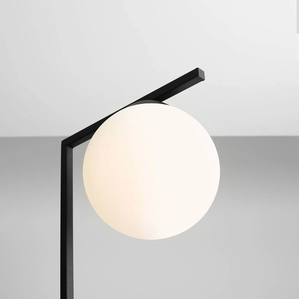 Minimalistyczna lampa stojąca Zac 1038A1_1 czarna biała