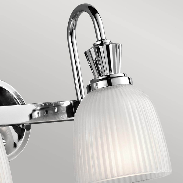 Lampa ścienna do łazienki Cora KL-CORA2-BATH Kichler szkło żebrowane IP44 białe chrom