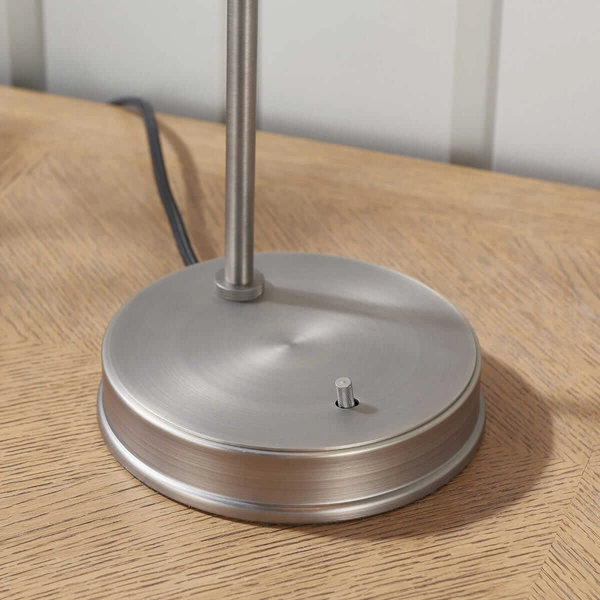 Stojąca lampka klasyczna Hansen 91740 Endon srebrna przezroczysta