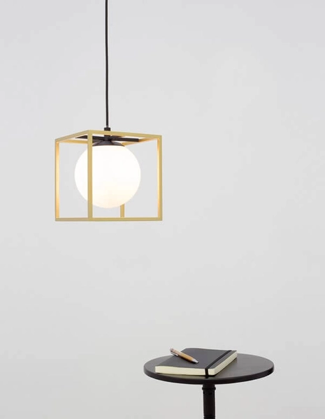 Sześcienna lampa wisząca Plata metalowa cube złota biała