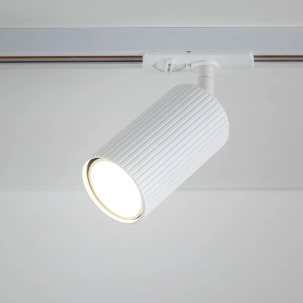Sufitowa jednofazowa lampa Tracer Tune 16144 ryflowana tuba biały