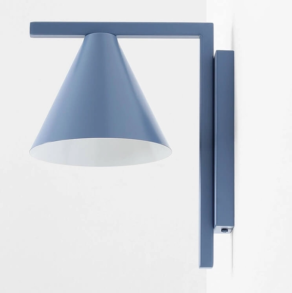 Geometryczna lampa ścienna FORM 1108C16 Aldex do sypialni niebieski