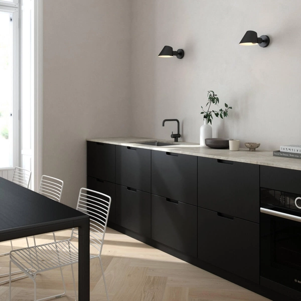 Ścienna lampa Stay 2220381003 DFTP industrialna do sypialni czarna