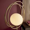 Stojąca lampa do salonu L&-192492 Light& ball pierścienie złote