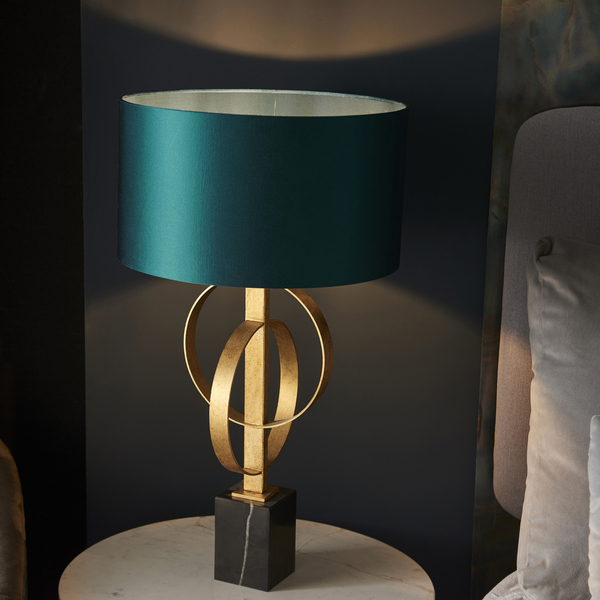 Stołowa lampa ringi L&-195221 Light& z abażurem morskim złota