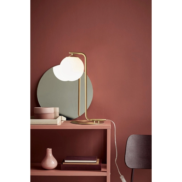 Stołowa lampa szklana kula Grant 46635025 do salonu mosiądz