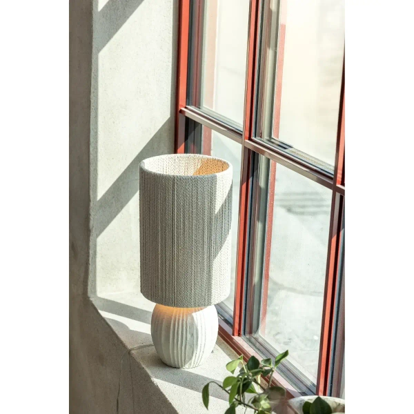 Stolikowa lampka Viela 108829 bawełniana do sypialni beżowa