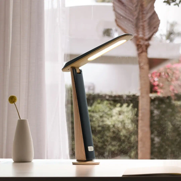 Gabinetowa lampa biurkowa Top ML2247 LED 4W 3000-5500K ściemnialna czarna