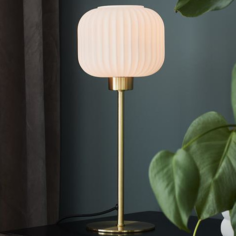 Stojąca LAMPA stołowa SOBER 108120 Markslojd szklana LAMPKA nocna plisowana mosiądz biała