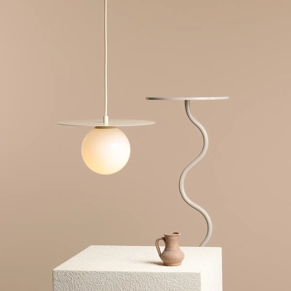 Zwisająca lampa do salonu LOOP 1125G9_S Aldex szklana kula kremowy