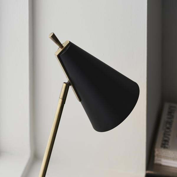 Lampka biurkowa L&-193064 Light& stożkowy klosz czarny mosiądz