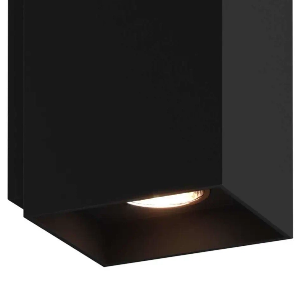 Nwoczesna lampa ścienna do salonu Sandy czarna kostka cube