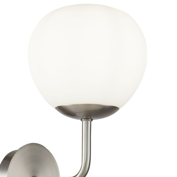 Kinkiet LAMPA ścienna ERICH MOD221-WL-01-N Maytoni modernistyczna OPRAWA szklana kula nikiel