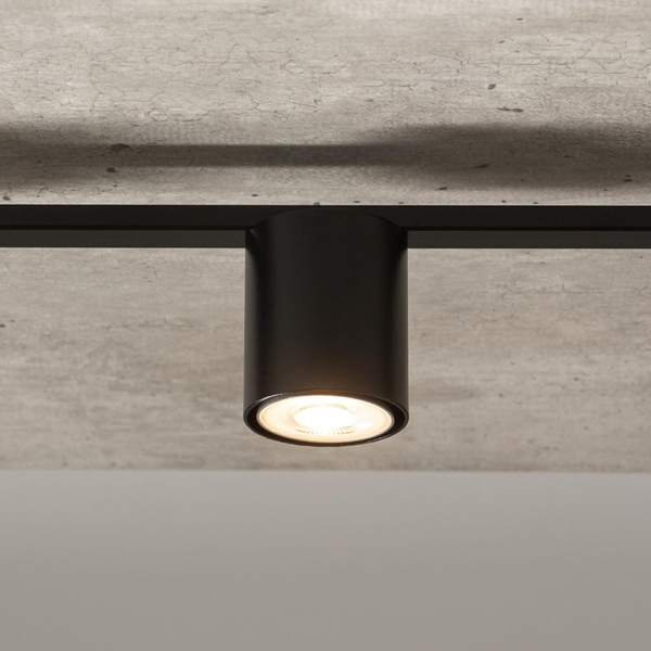 Przysufitowa lampa hotelowa Sky tuby czarne na listwie