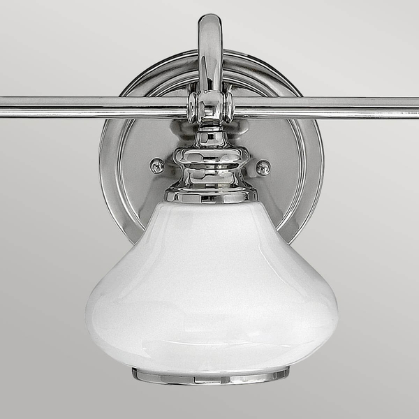 Potrójna lampa ścienna Ainsley HK-AINSLEY3-BATH Hinkley metalowa chrom