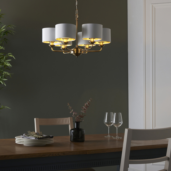Żyrandol vintage Highclere 98936 Endon abażurowy biały mosiądz